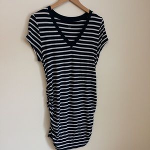 Liz Lange Extra Long V Neck Tee